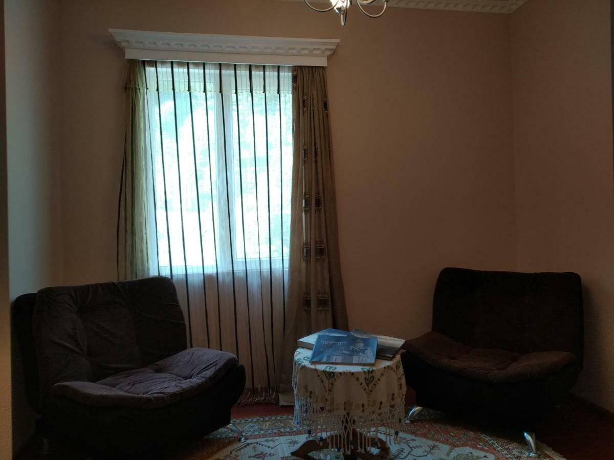 Raul Lushnu Darbaz Bed & Breakfast Mestia Eksteriør bilde